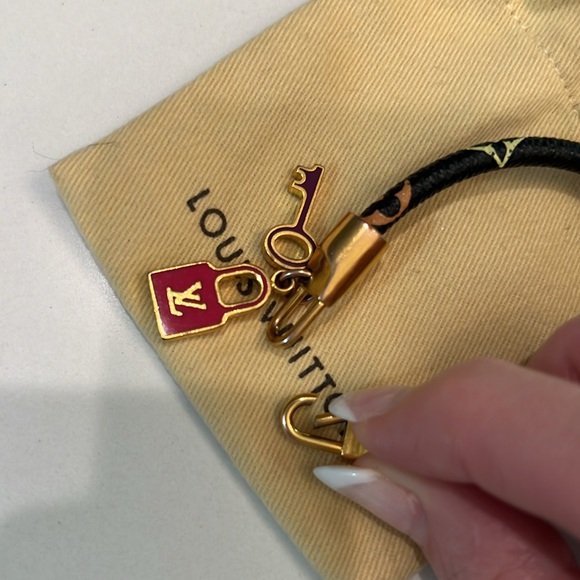 Louis Vuitton Limited Edition Luck it Takashi Murakami Multicolor Bracelet 6.75” - Picture 6 of 9